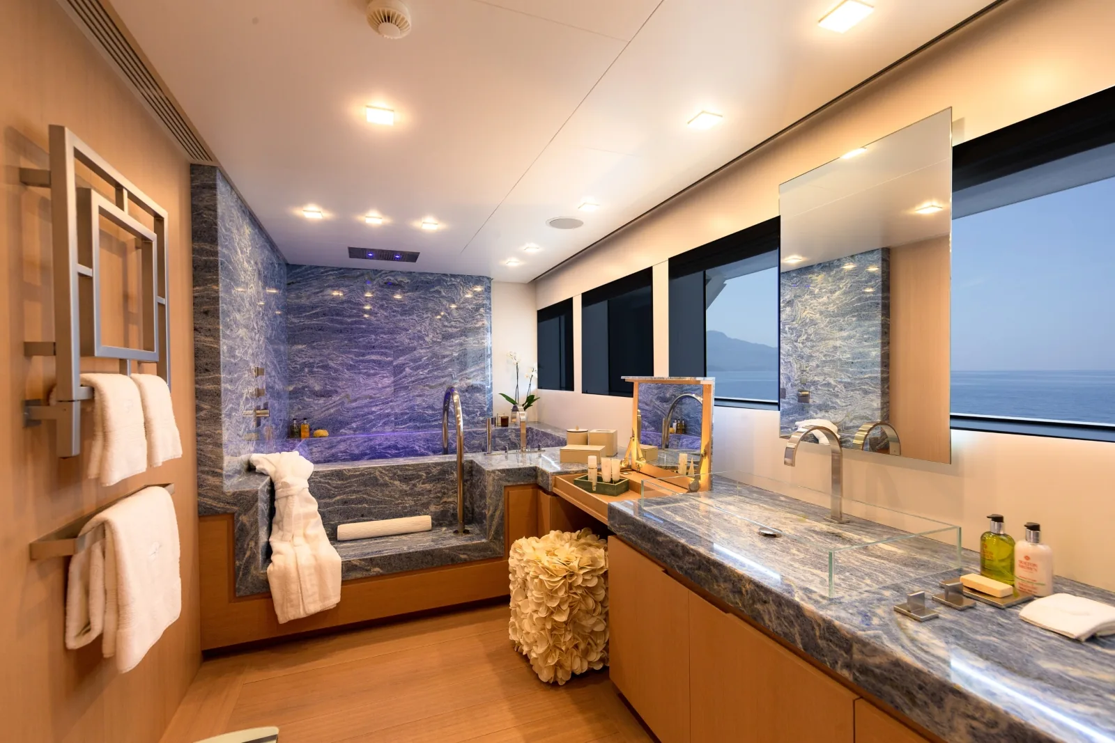 STELLA MARIS - photo 18 yacht charter Cannes