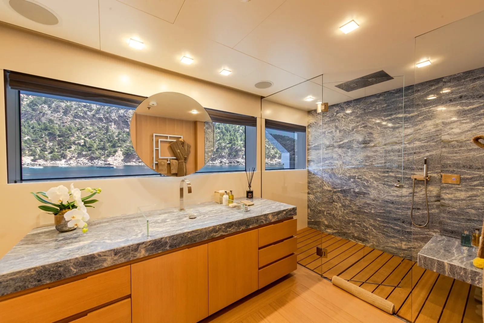 STELLA MARIS - photo 19 yacht charter Cannes