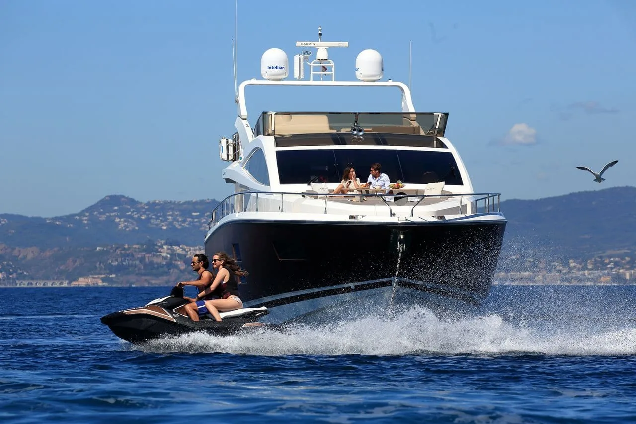 SUMMER BREEZE - photo 7 yacht charter Cannes