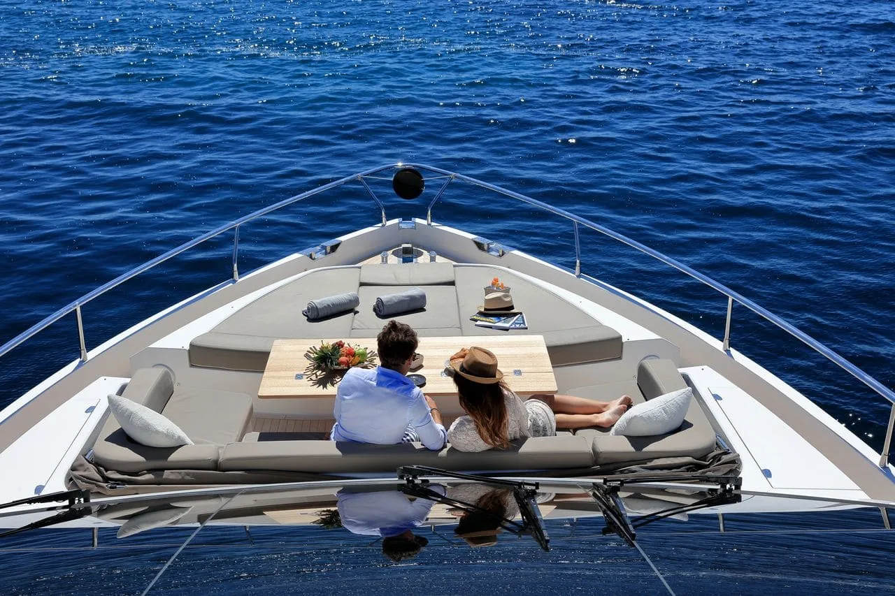 SUMMER BREEZE - photo 10 yacht charter Cannes