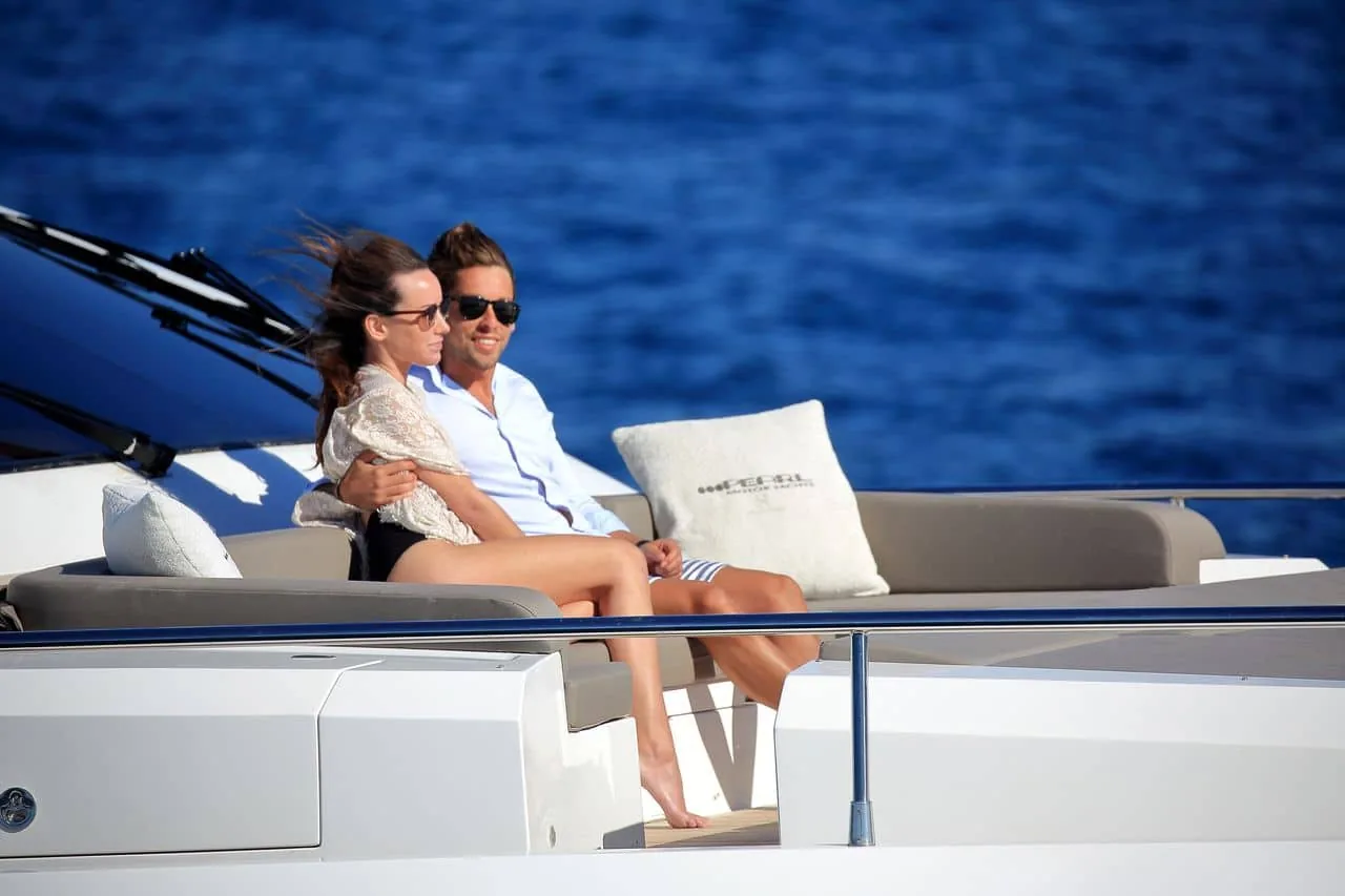 SUMMER BREEZE - photo 14 yacht charter Cannes