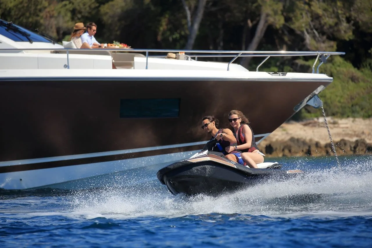 SUMMER BREEZE - photo 20 yacht charter Cannes