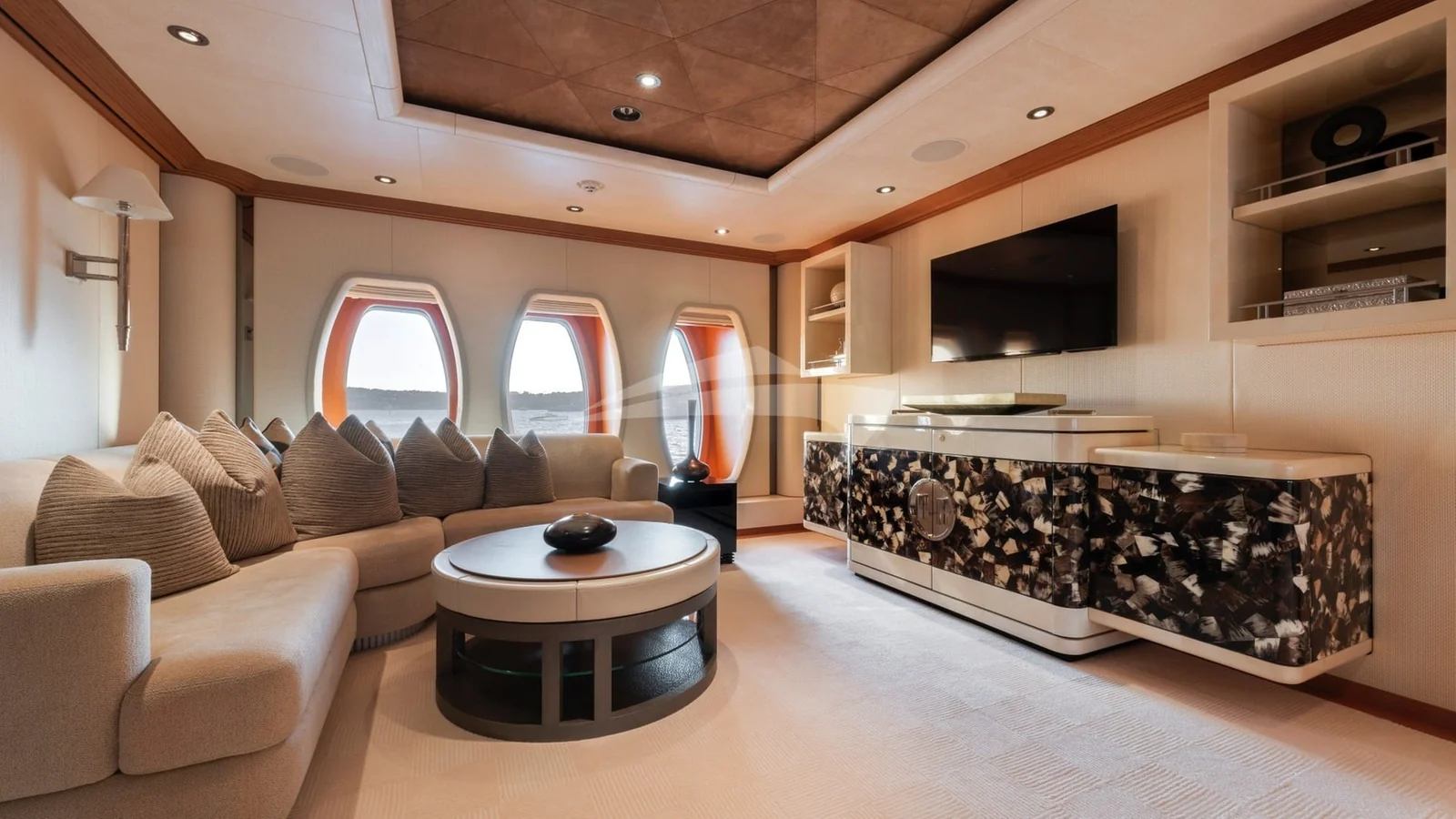 Sunrays, photo 12 location yacht Cannes