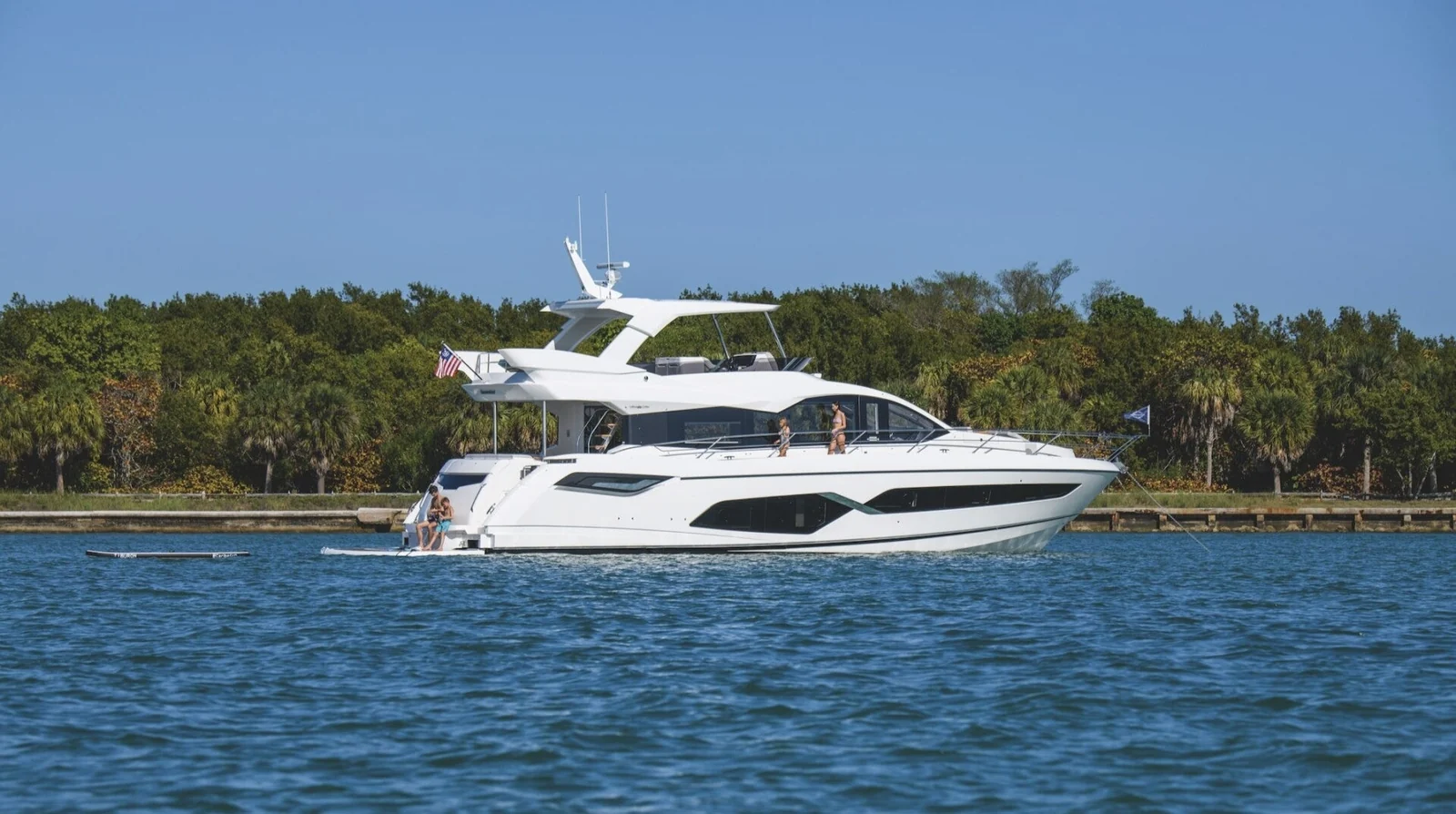 Sunseeker Predator 68, photo 10 location yacht Cannes