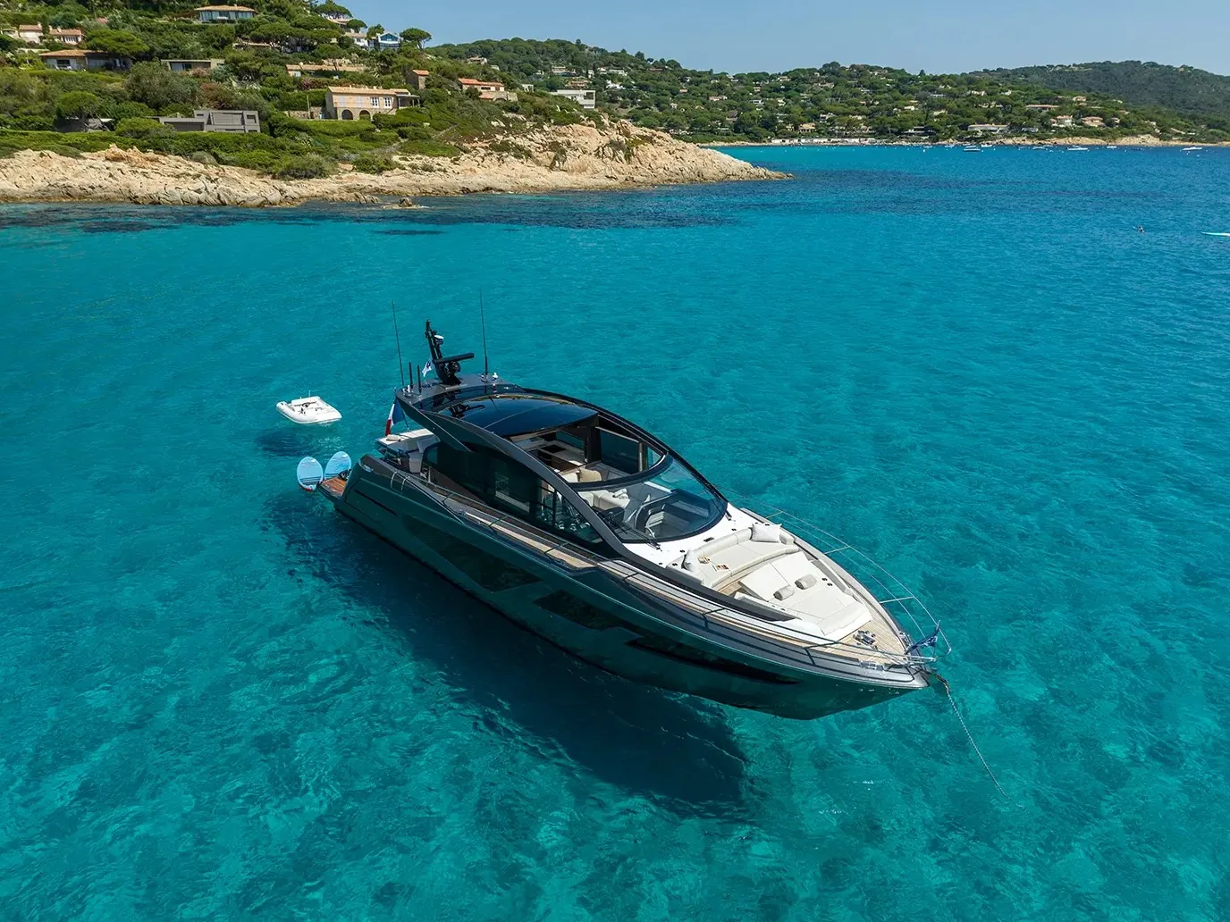SUNSEEKER PREDATOR 65 - photo 3 yacht charter Cannes