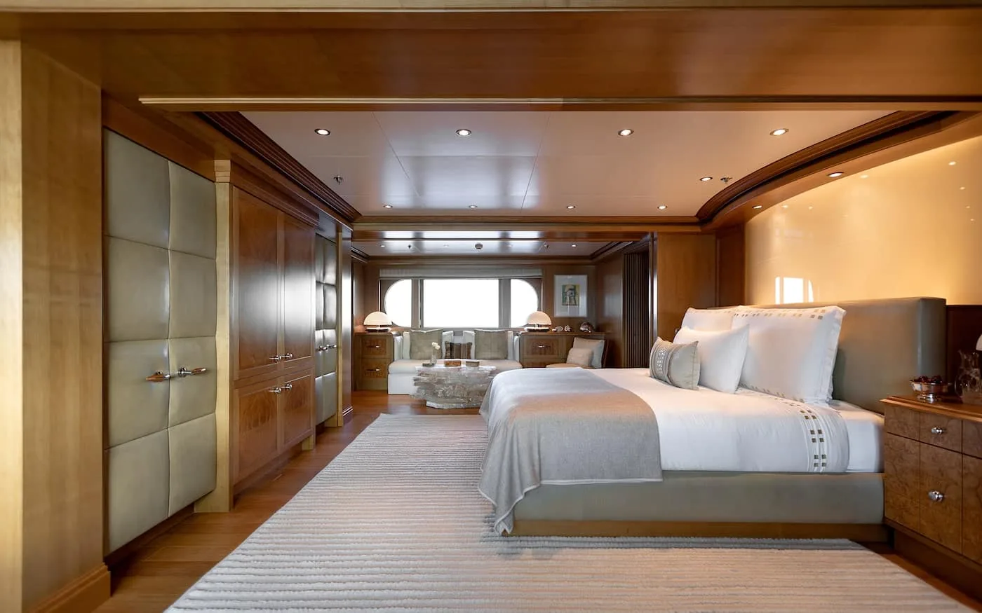 TREEHOUSE - photo 26 yacht charter Cannes