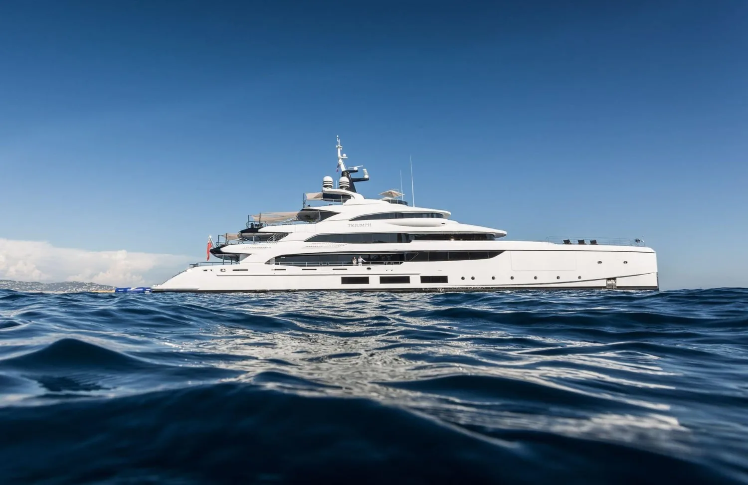 TRIUMPH - photo 2 yacht charter Cannes
