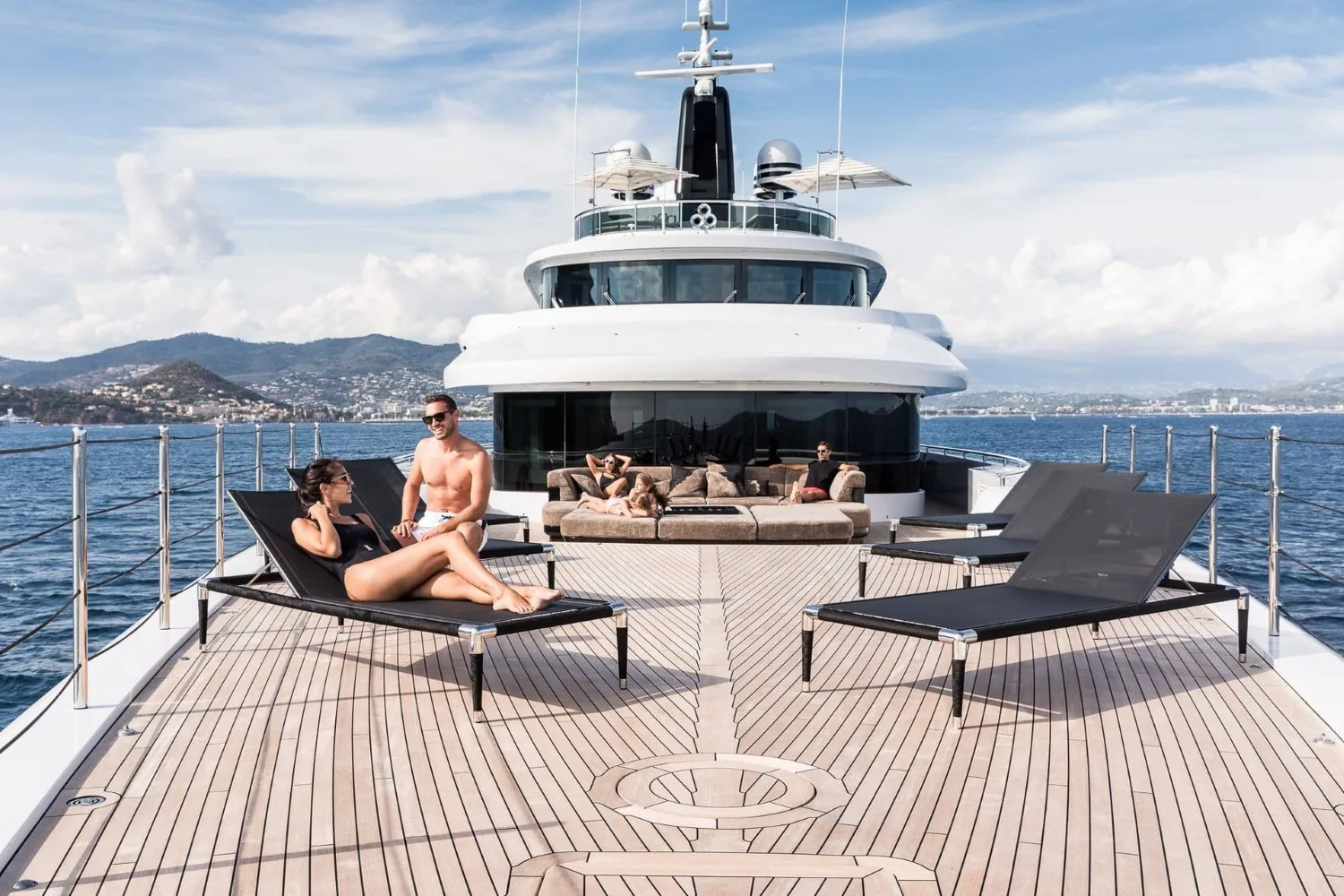 TRIUMPH - photo 11 yacht charter Cannes