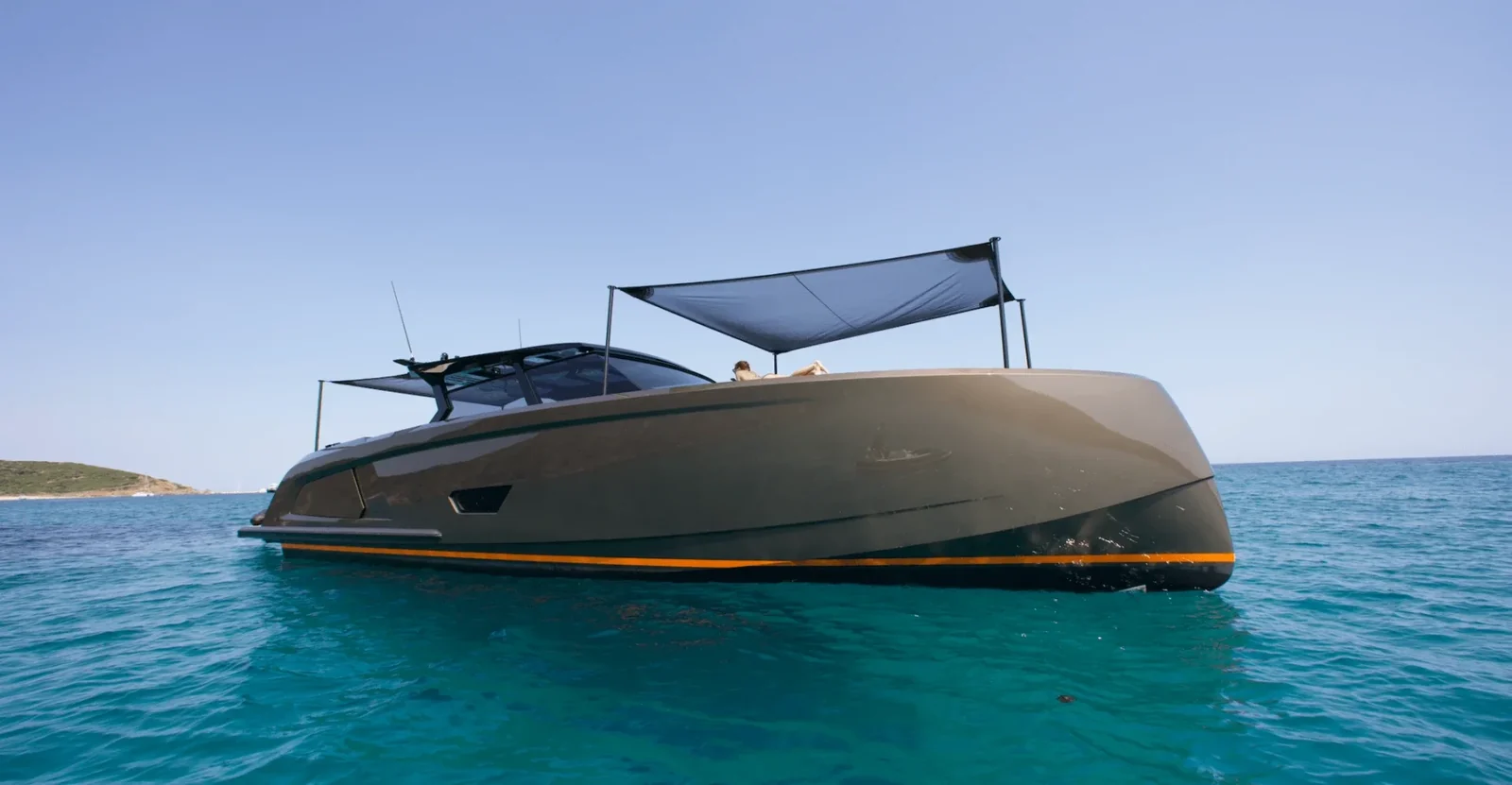 Vanquish VQ58, photo 3 location yacht Cannes
