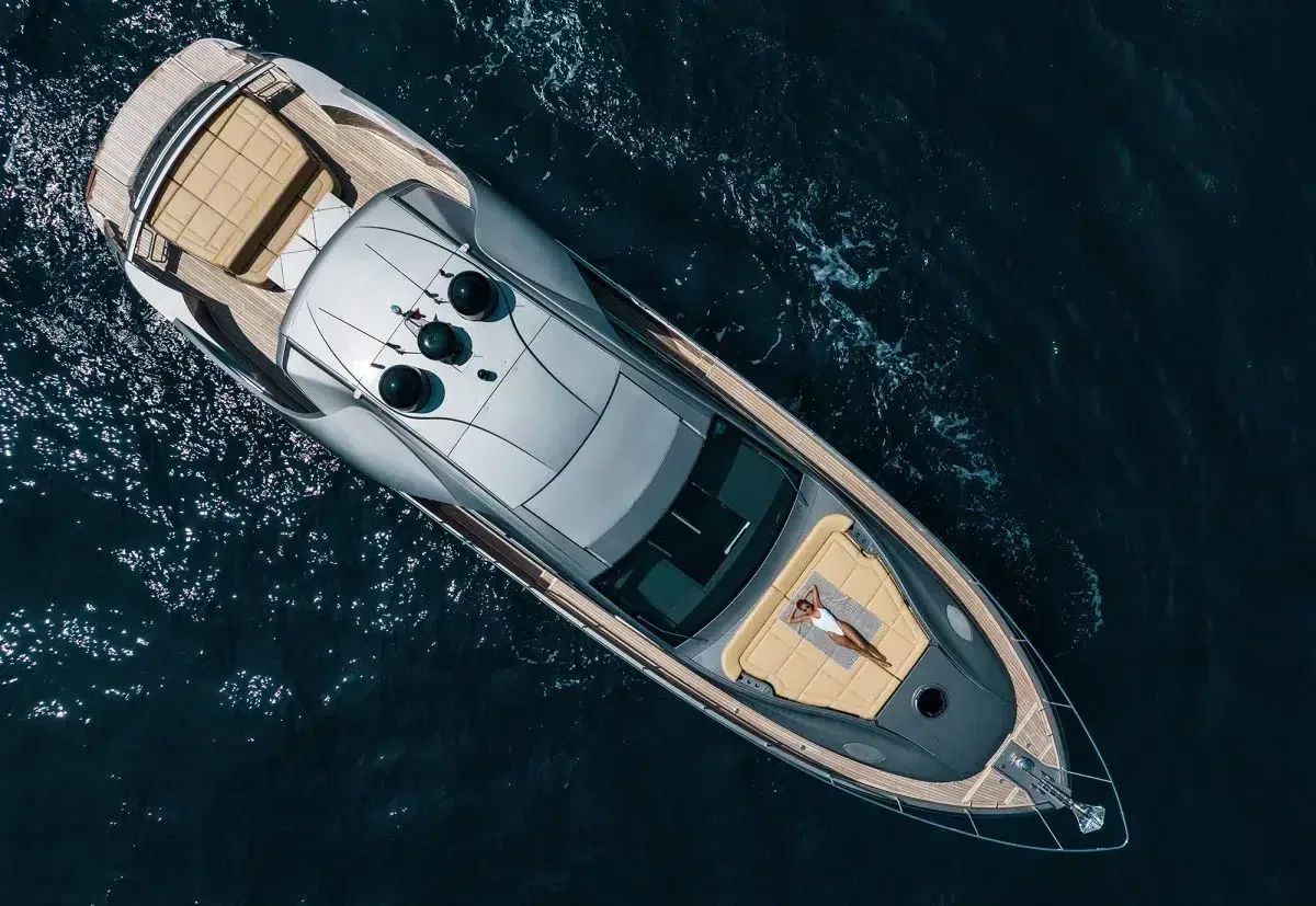 VELES - photo 3 yacht charter Cannes