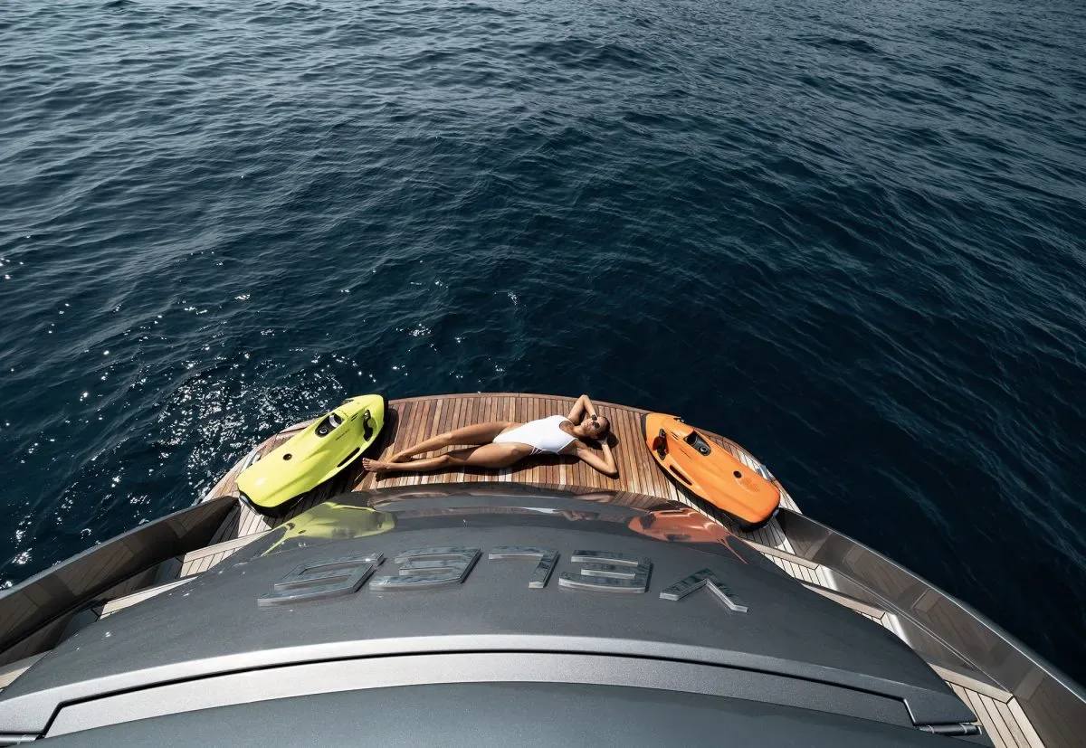 VELES - photo 13 yacht charter Cannes