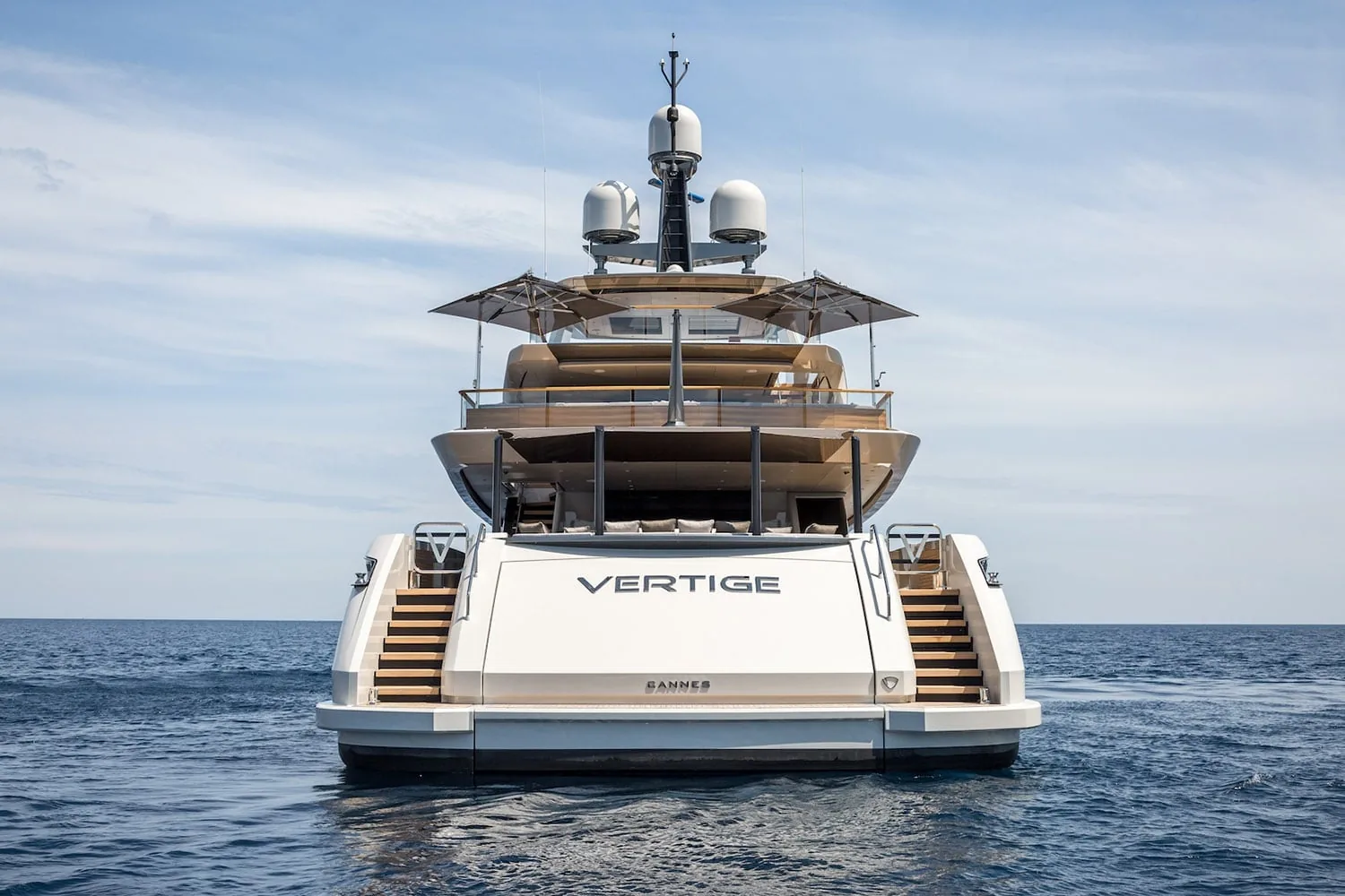 VERTIGE - photo 7 yacht charter Cannes