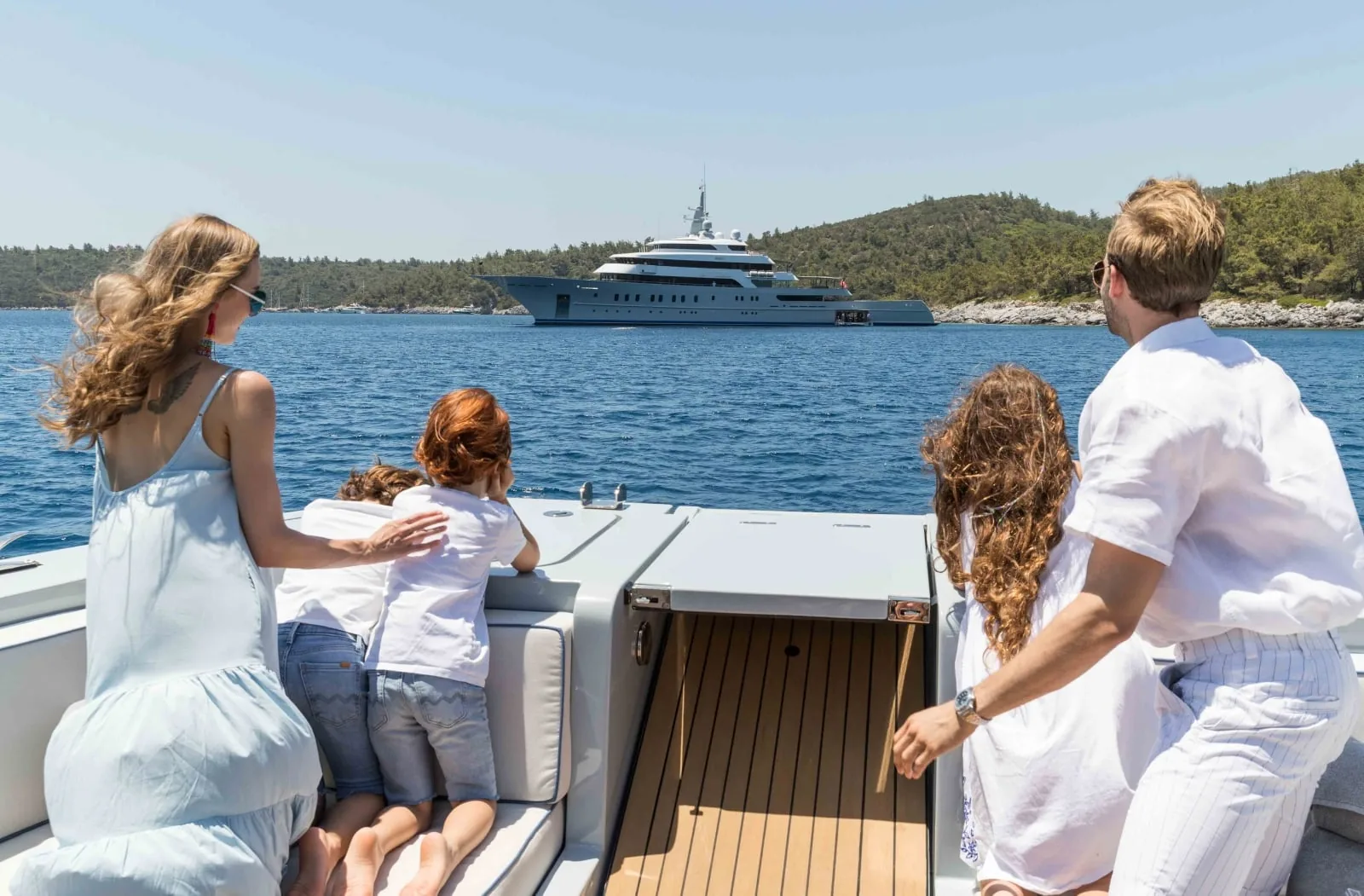 VICTORIOUS - photo 4 yacht charter Cannes