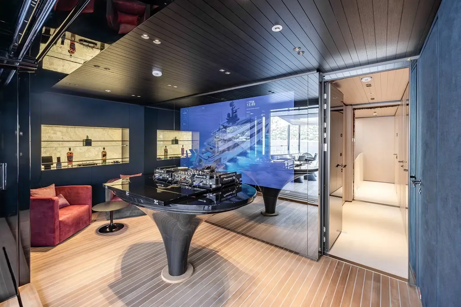 VIRTUOSITY - photo 20 yacht charter Cannes