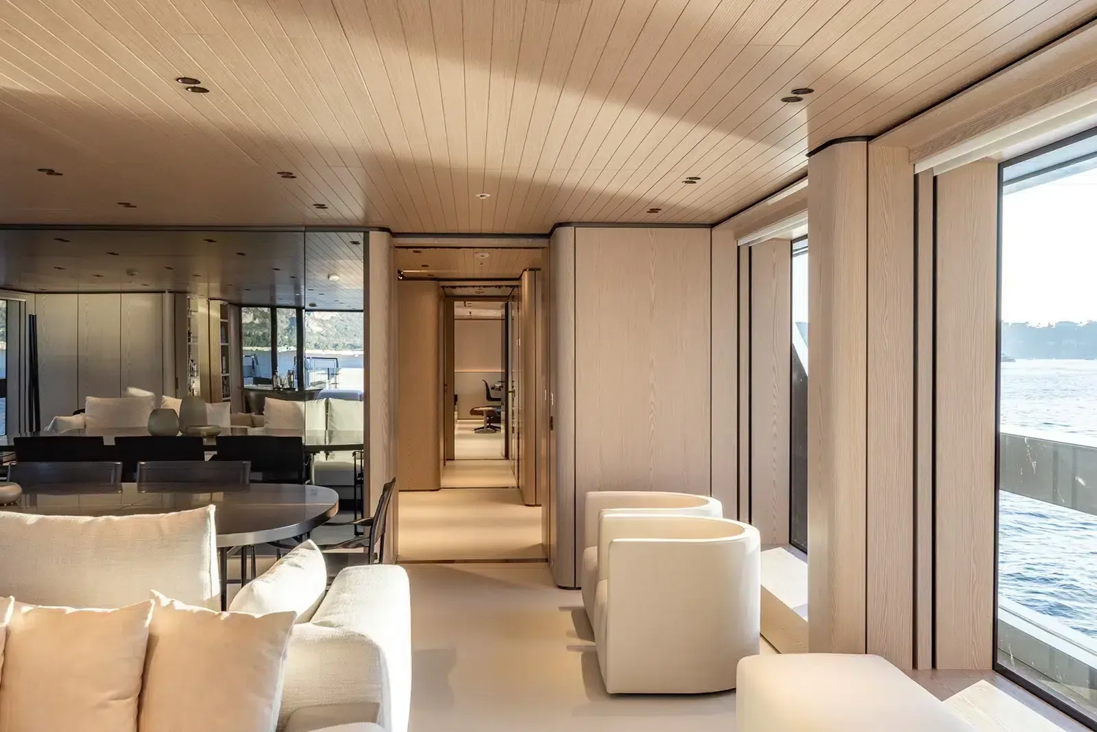 VIRTUOSITY - photo 25 yacht charter Cannes
