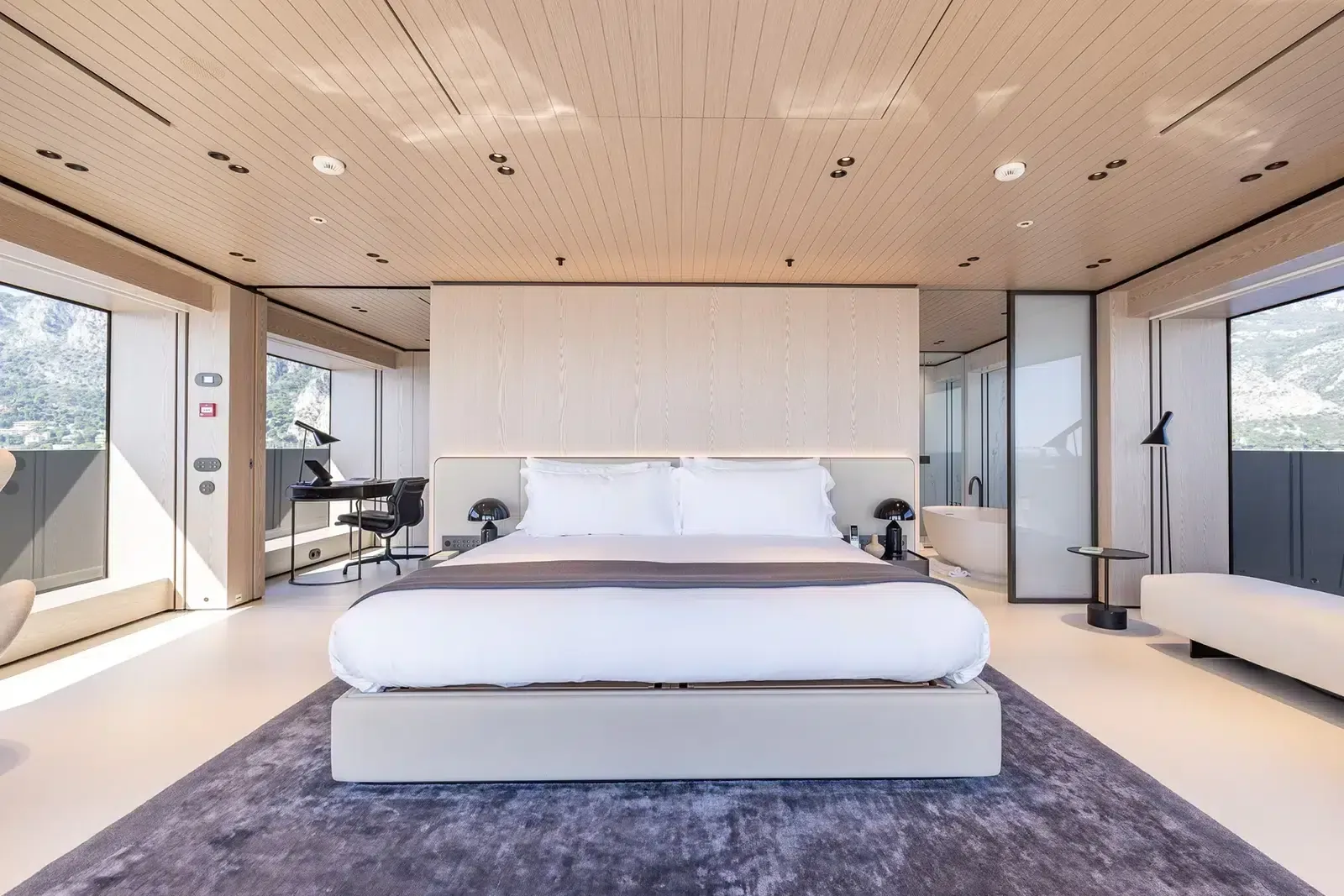 VIRTUOSITY - photo 30 yacht charter Cannes