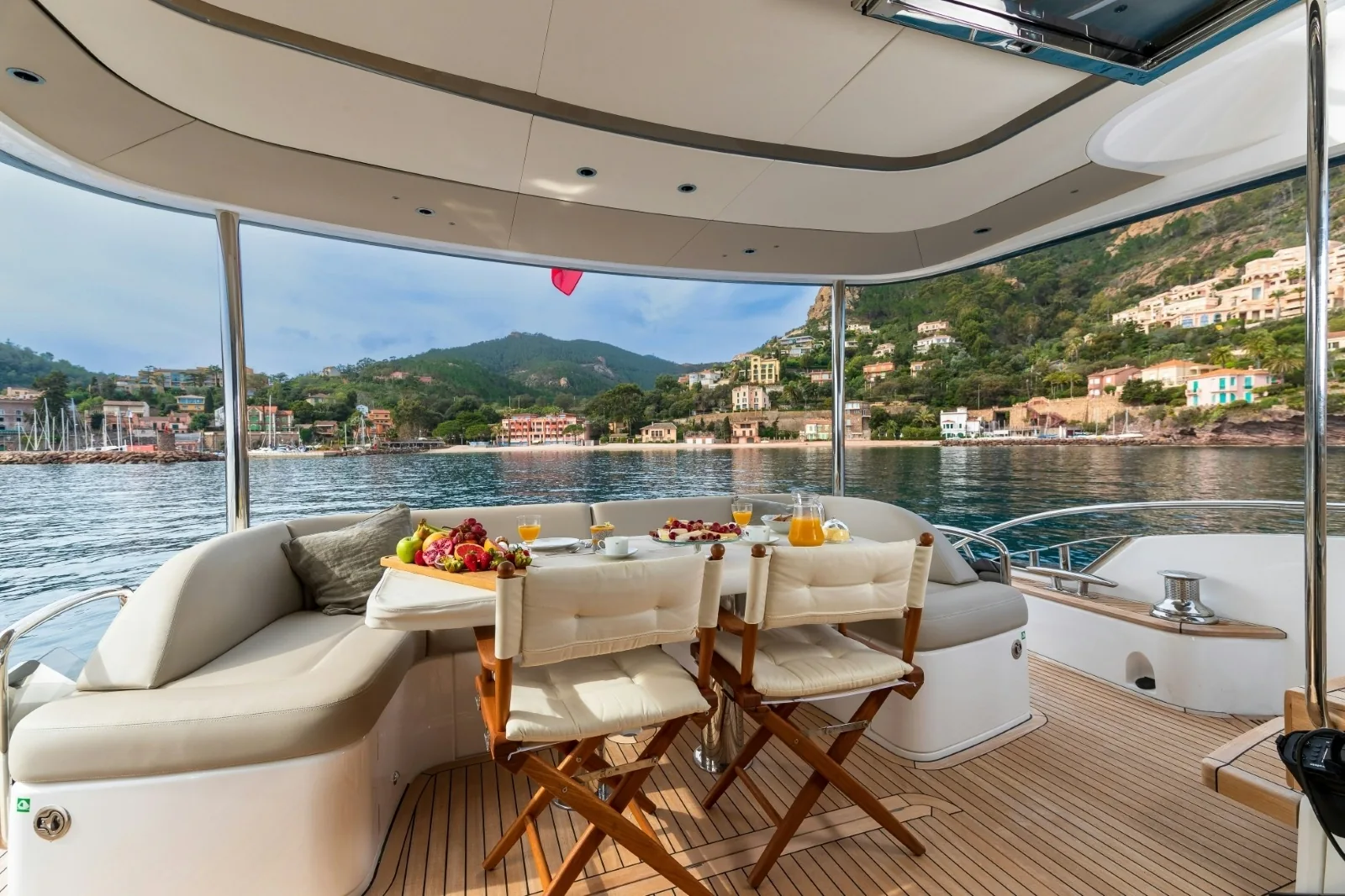 WILJIM V - photo 12 yacht charter Cannes