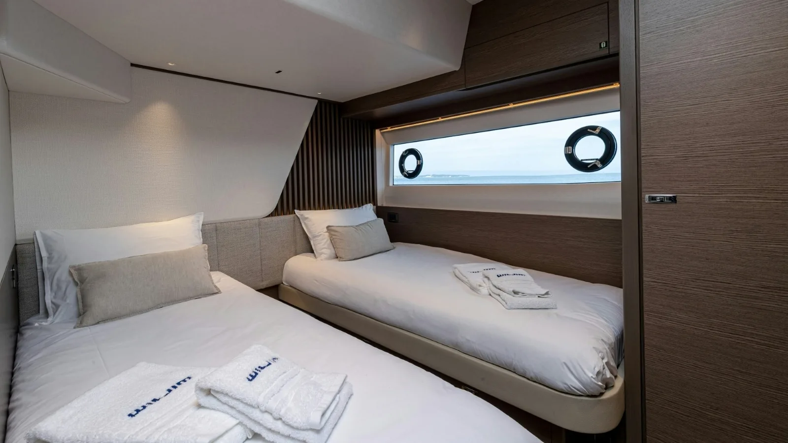 WILJIM V - photo 17 yacht charter Cannes